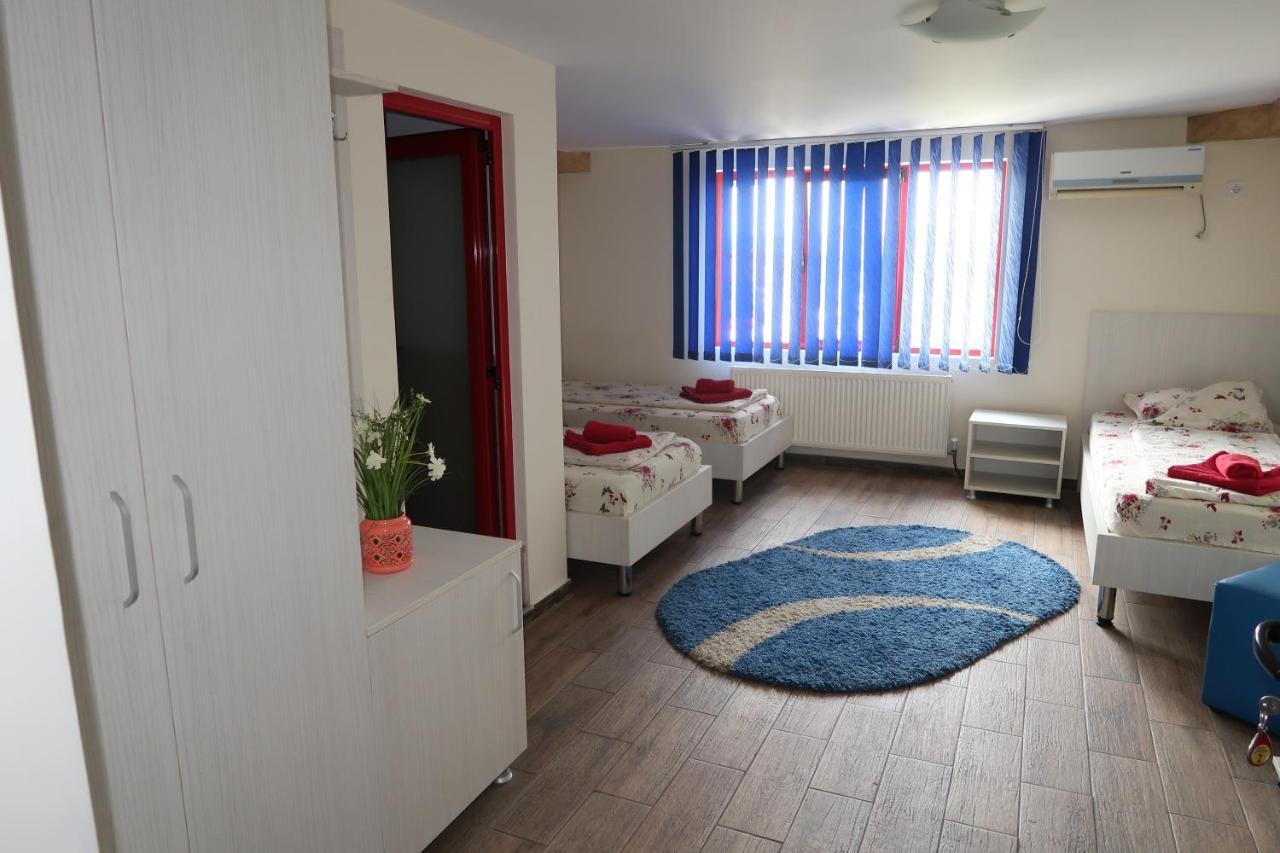 Pensiunea Arthur Râmnicu Vâlcea Extérieur photo