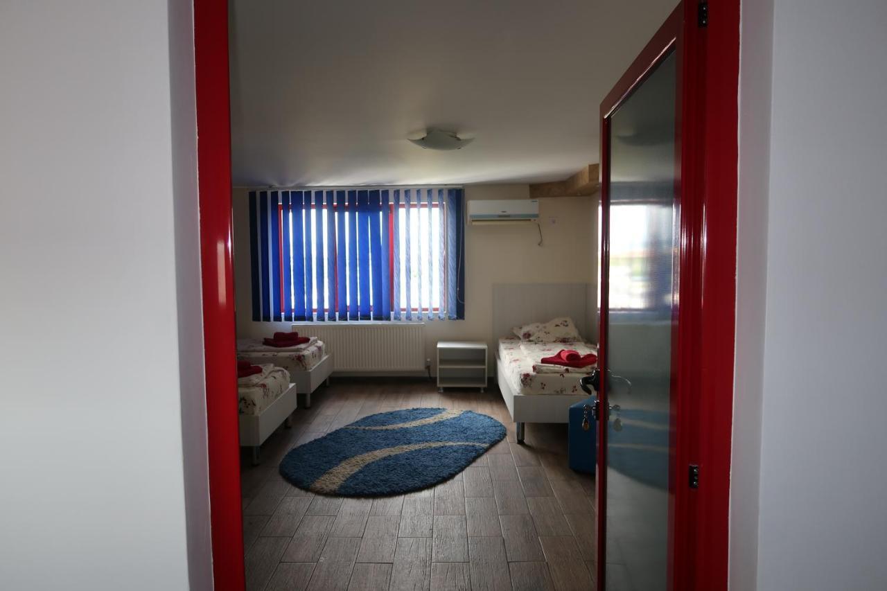 Pensiunea Arthur Râmnicu Vâlcea Extérieur photo