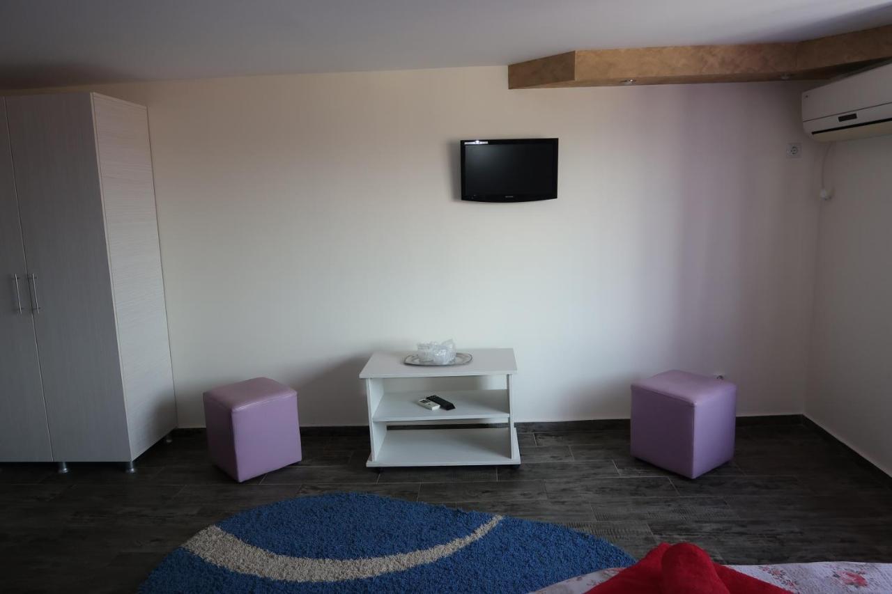Pensiunea Arthur Râmnicu Vâlcea Extérieur photo