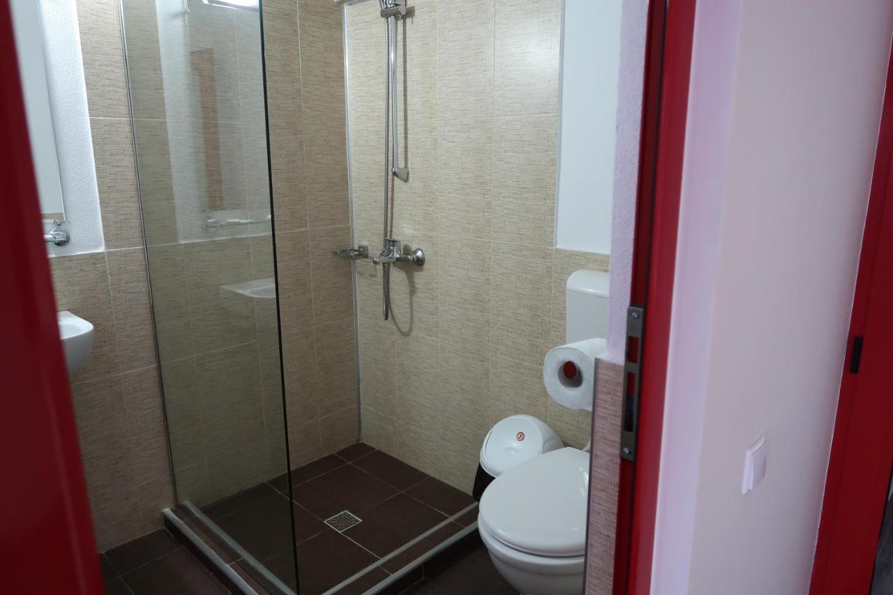 Pensiunea Arthur Râmnicu Vâlcea Extérieur photo