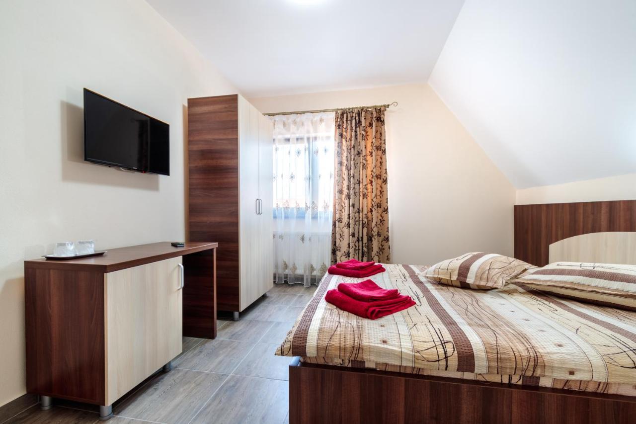 Pensiunea Arthur Râmnicu Vâlcea Extérieur photo